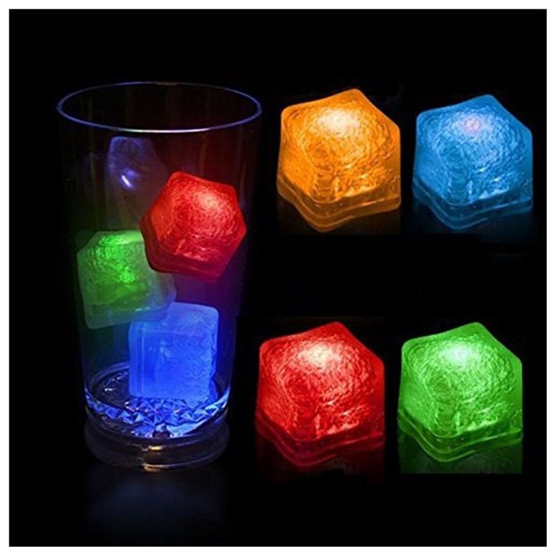 ثلج مضيء بألوان LED