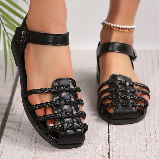 Women's Flat-heeled Closed-toe Hollow Retro Woven Fisherman Sandals