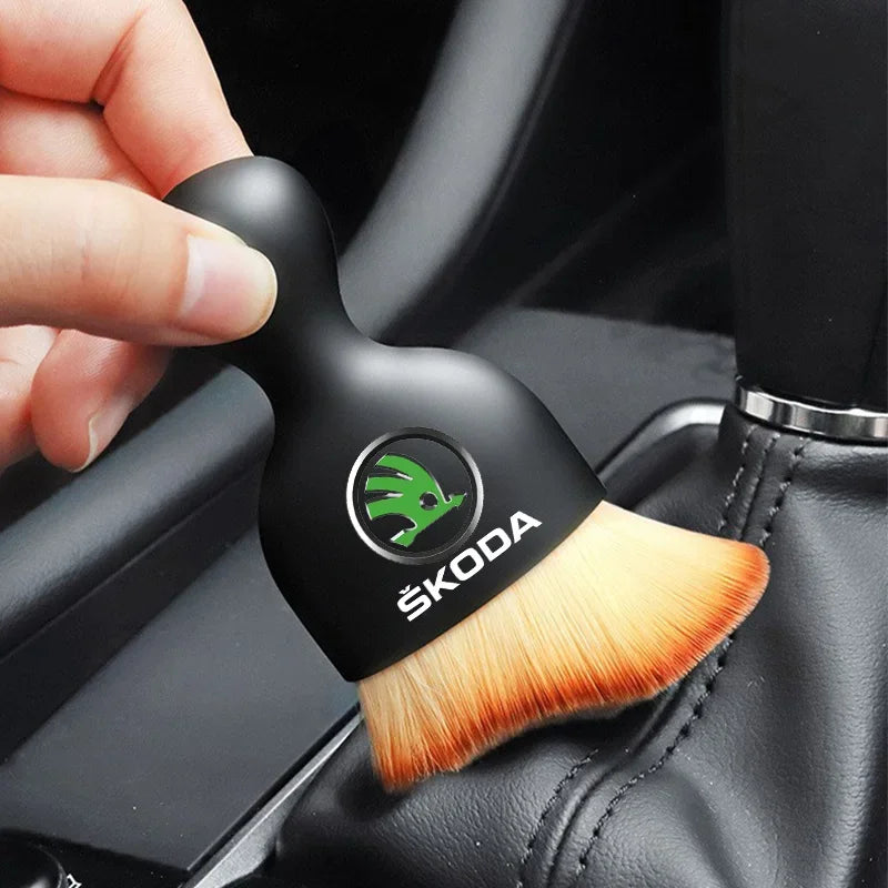 Car Interior Cleaning Soft Brush Tool Dust Remover For Skoda Fabia Kodiaq Kamiq Superb Yeti Octavia Enyaq Rapid Karoq Derivati