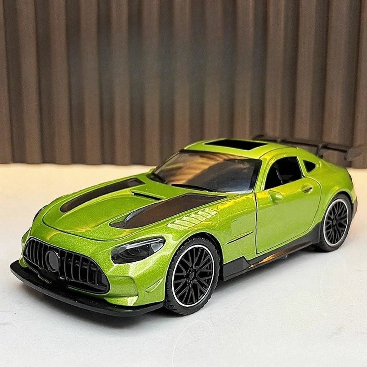 Boys Alloy Car Toy Realistic Racing Sports Car Pullback Function Model Vehicle Toy for Kids