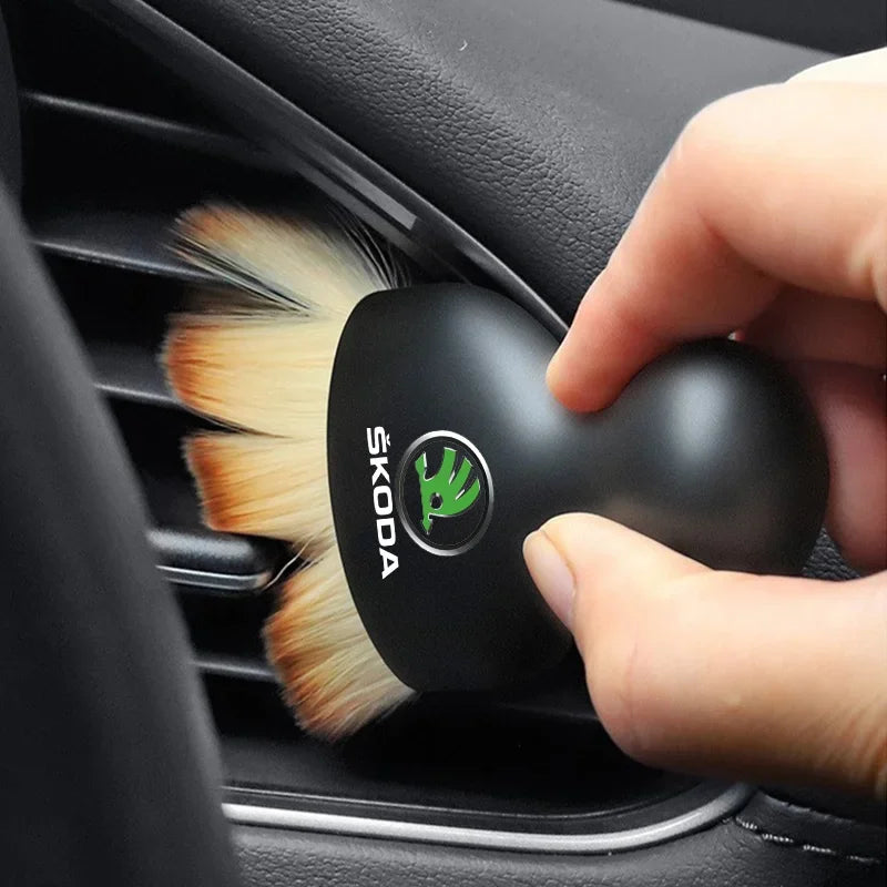 Car Interior Cleaning Soft Brush Tool Dust Remover For Skoda Fabia Kodiaq Kamiq Superb Yeti Octavia Enyaq Rapid Karoq Derivati
