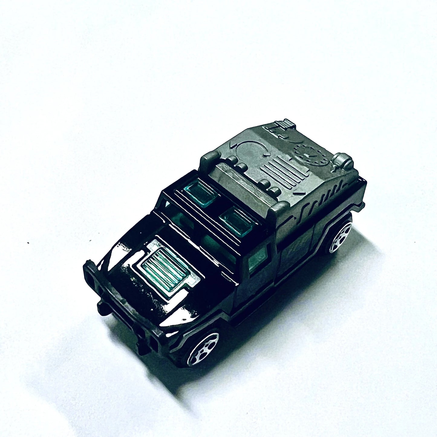 Children's alloy toy cars, sliding sports cars, racing cars, simulated car models, gifts and ornaments for kids.