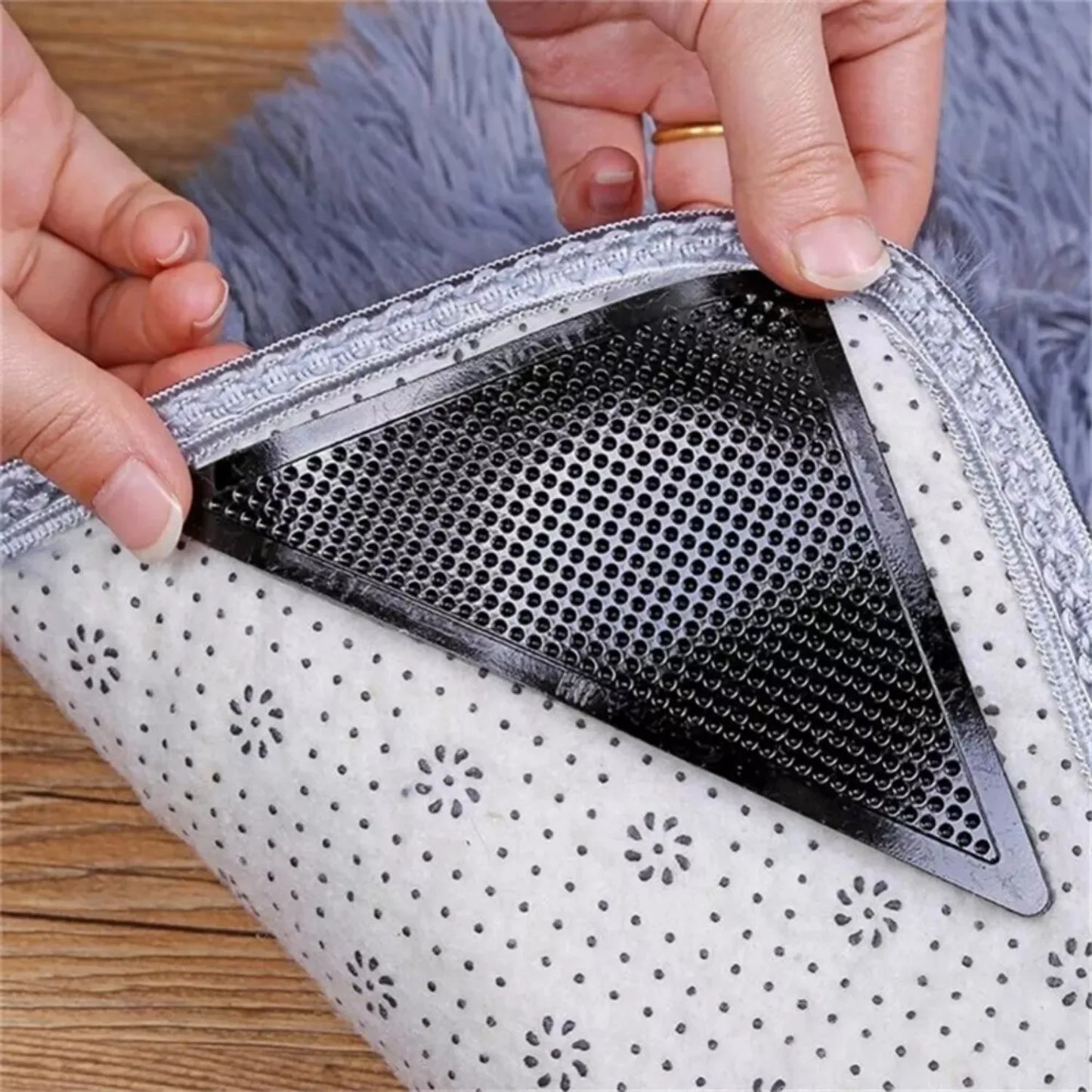 1-5set  Triangle Non Slip Rug Grippers Reusable Anti Slip Carpet Pads Rug Corner Gripper For Tile Floors Carpets Corners Mat