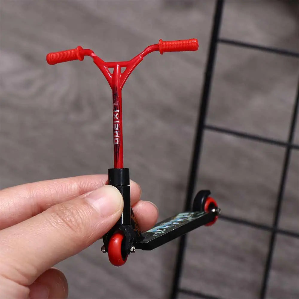 Kids Toys Educational Children's Finger Toys Two Wheel Mini Scooter Mini Finger Scooter Finger Skateboards Finger Scooter