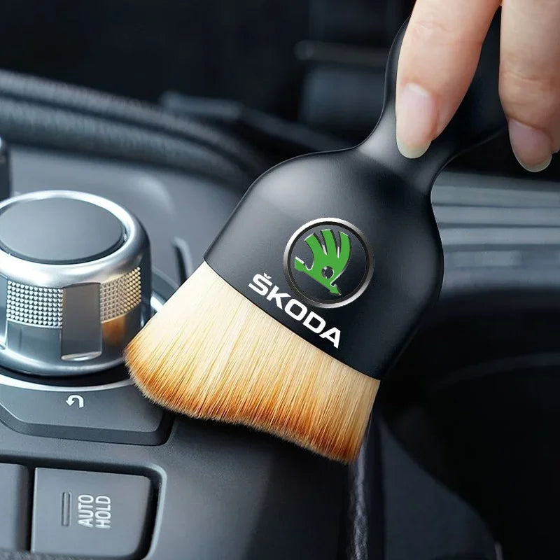 Car Interior Cleaning Soft Brush Tool Dust Remover For Skoda Fabia Kodiaq Kamiq Superb Yeti Octavia Enyaq Rapid Karoq Derivati