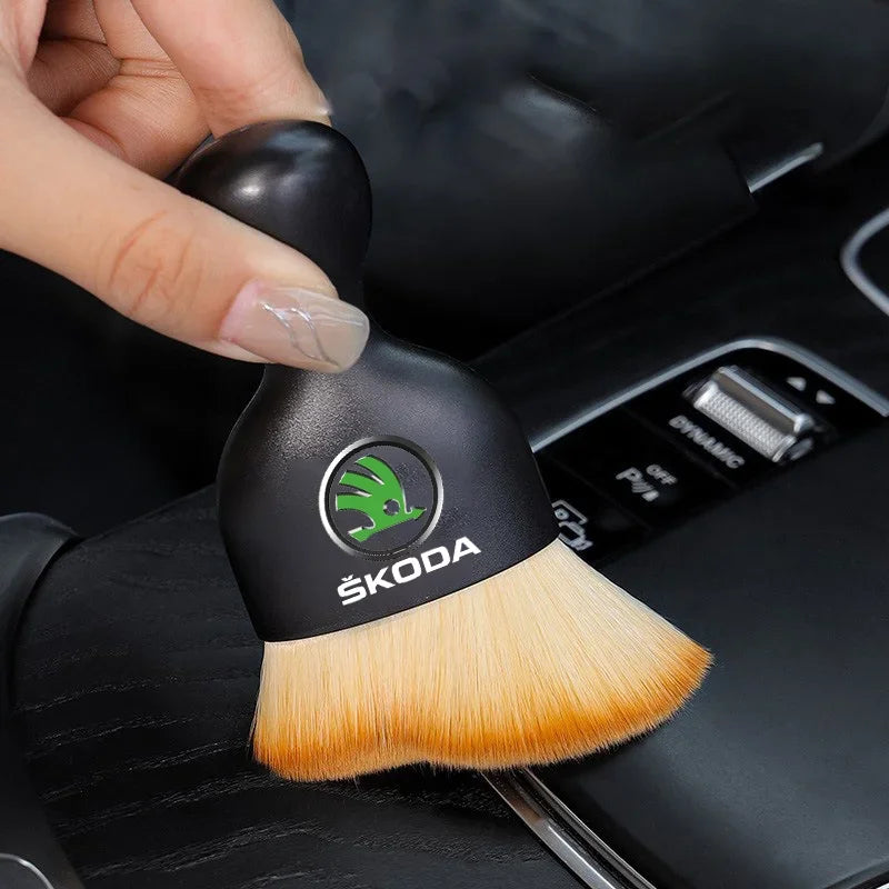 Car Interior Cleaning Soft Brush Tool Dust Remover For Skoda Fabia Kodiaq Kamiq Superb Yeti Octavia Enyaq Rapid Karoq Derivati