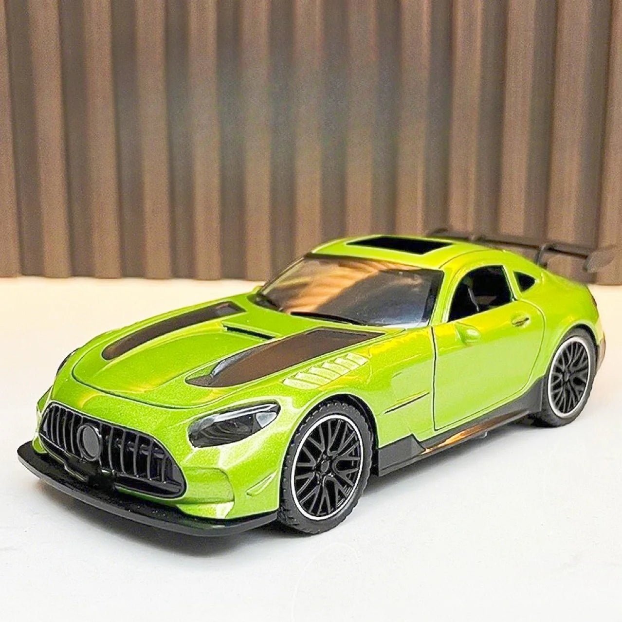 Boys Alloy Car Toy Realistic Racing Sports Car Pullback Function Model Vehicle Toy for Kids