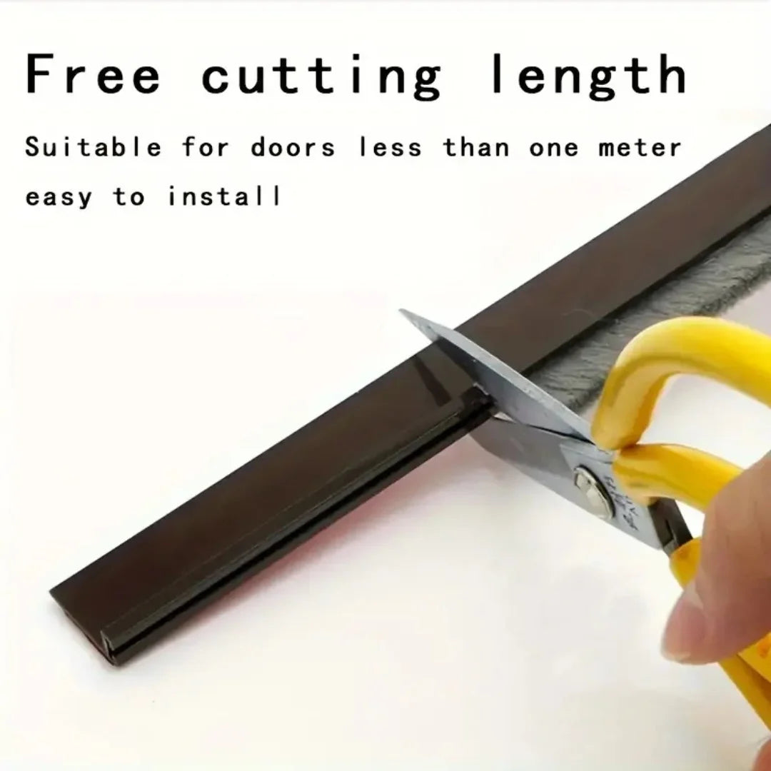 Door Seal Draft Stopper with Brush Reduce Noise, Rubber Door Sweep Breeze BlockerInsect proof, dust proof and sound proof seal