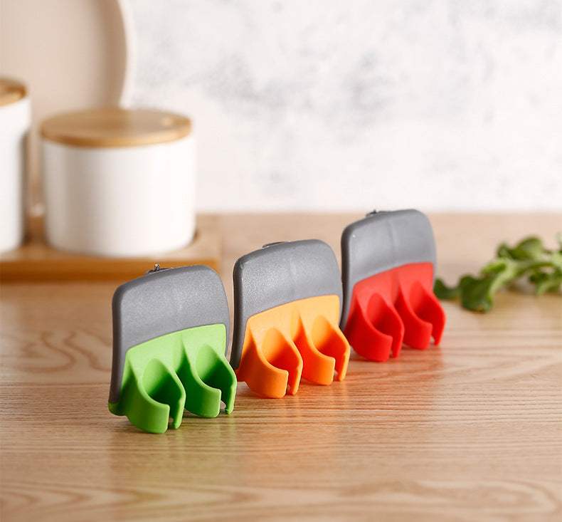 Kitchen Innovative Stainless Steel Two-finger Planing Fruit Peeler